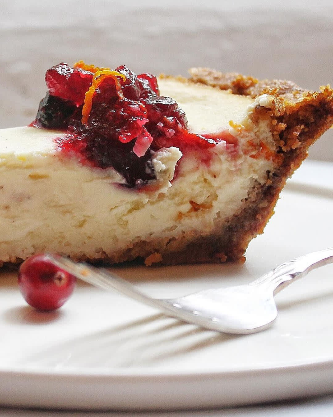 Strawberry and Cream Cheese Dessert | PHILADELPHIA | United States | Recipes - Kraft Heinz
