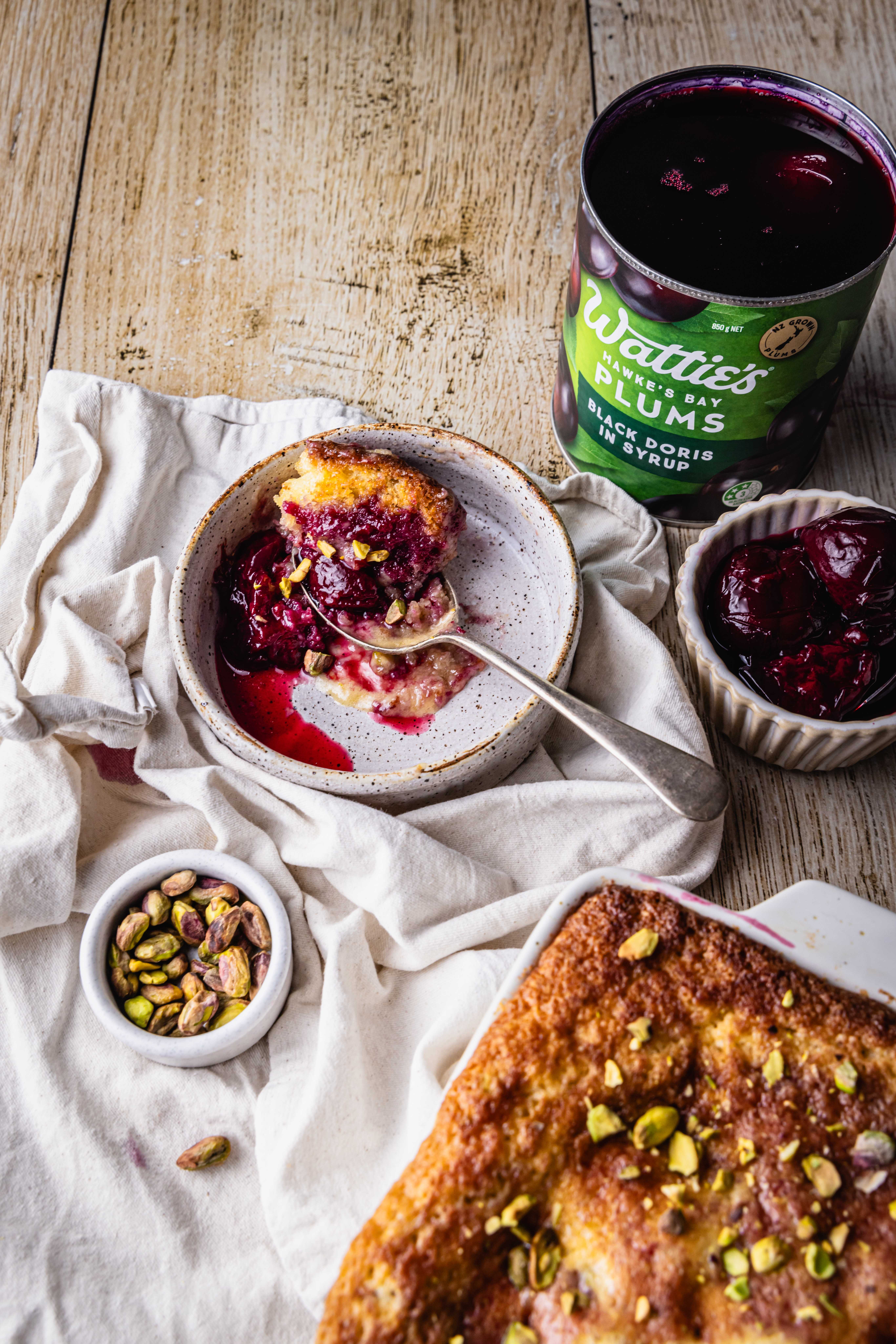 Black Doris Plum & Pistachio Sponge Pudding | Food In A Minute | New Zealand | Recipes - Kraft Heinz