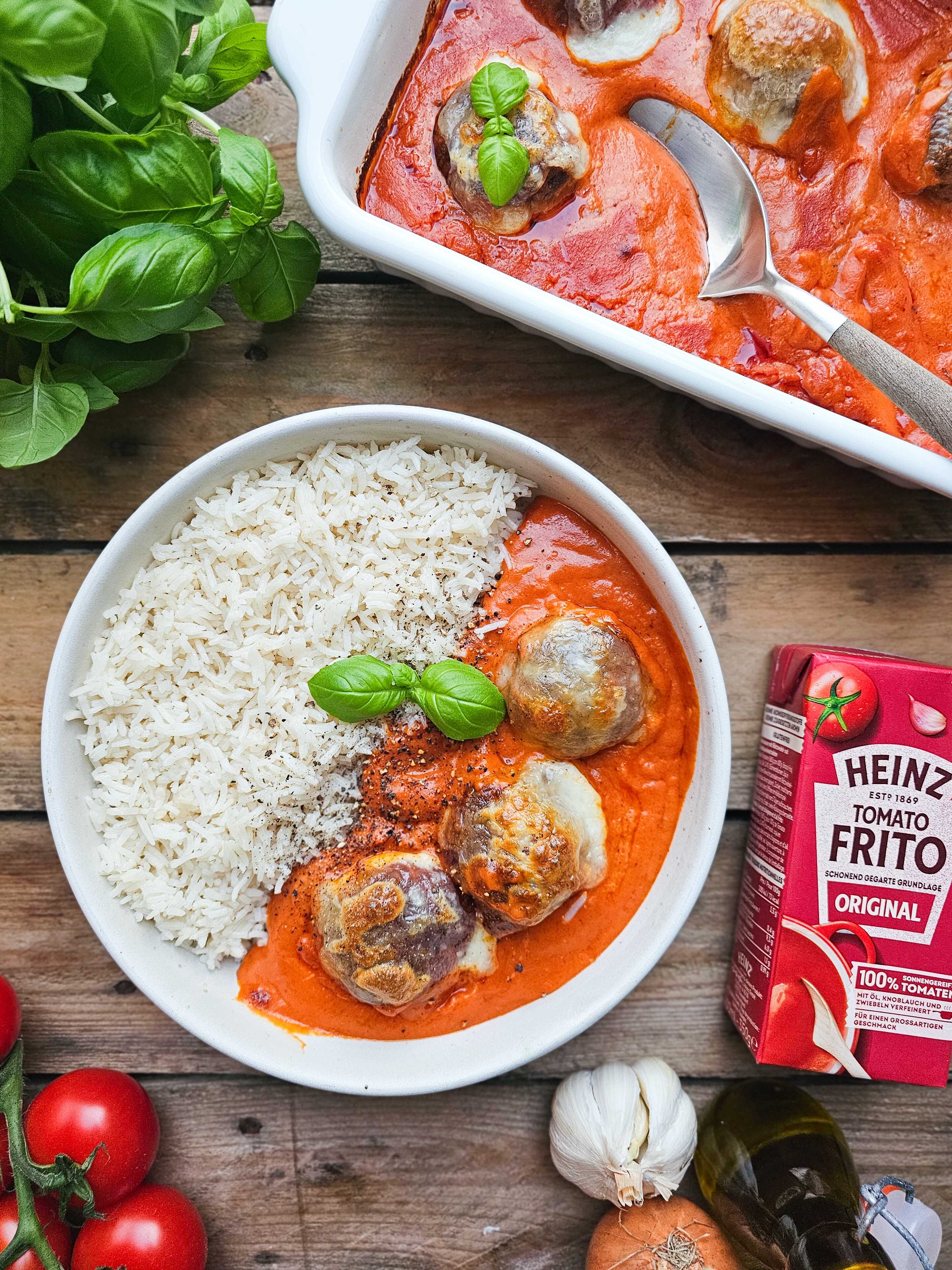 Hackbällchen in Tomatensauce mit Reis | Heinz