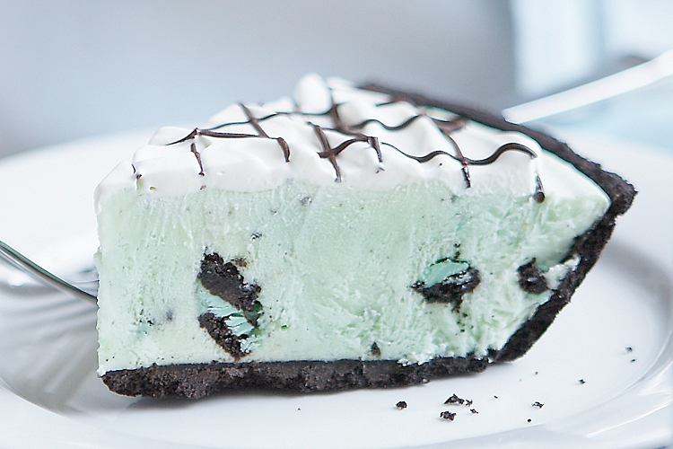 Non-Alcoholic Grasshopper Pie Recipe | JELL-O | United States | Recipes - Kraft Heinz