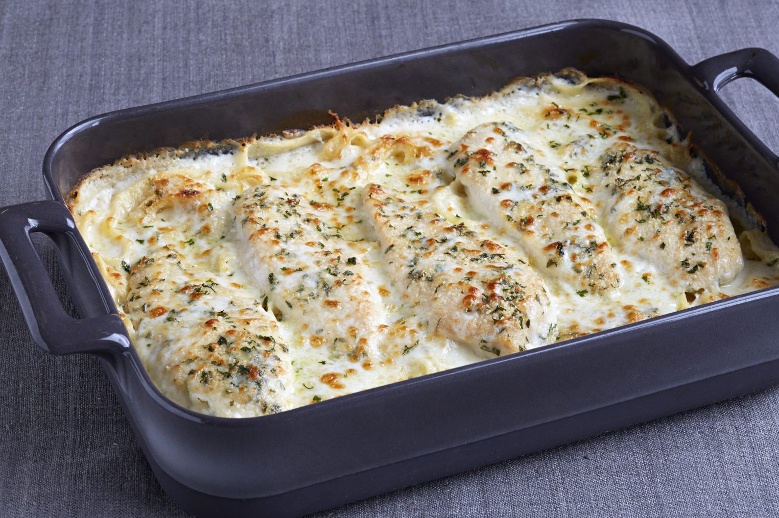 Four-Cheese Chicken Alfredo Casserole | CLASSICO - Kraft Heinz