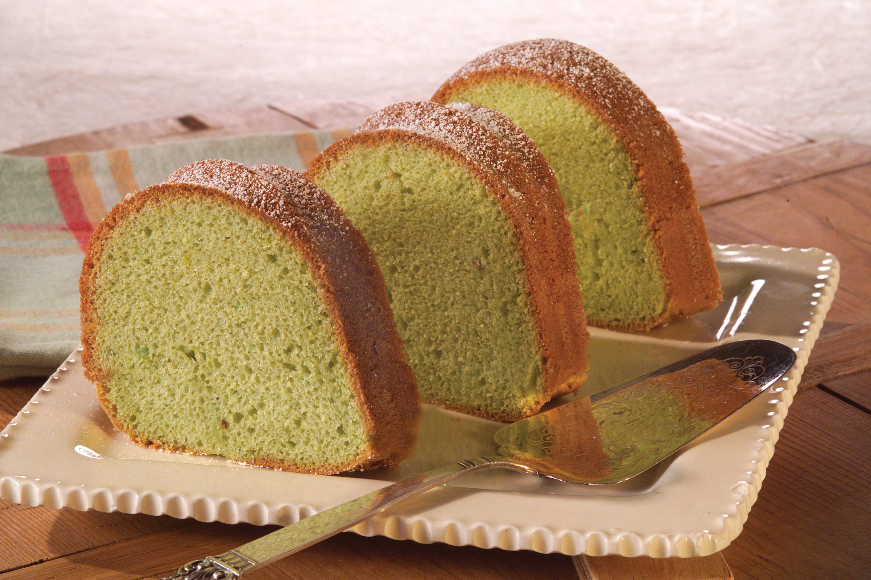 Pistachio Pudding Cake | JELL-O | United States | Recipes - Kraft Heinz