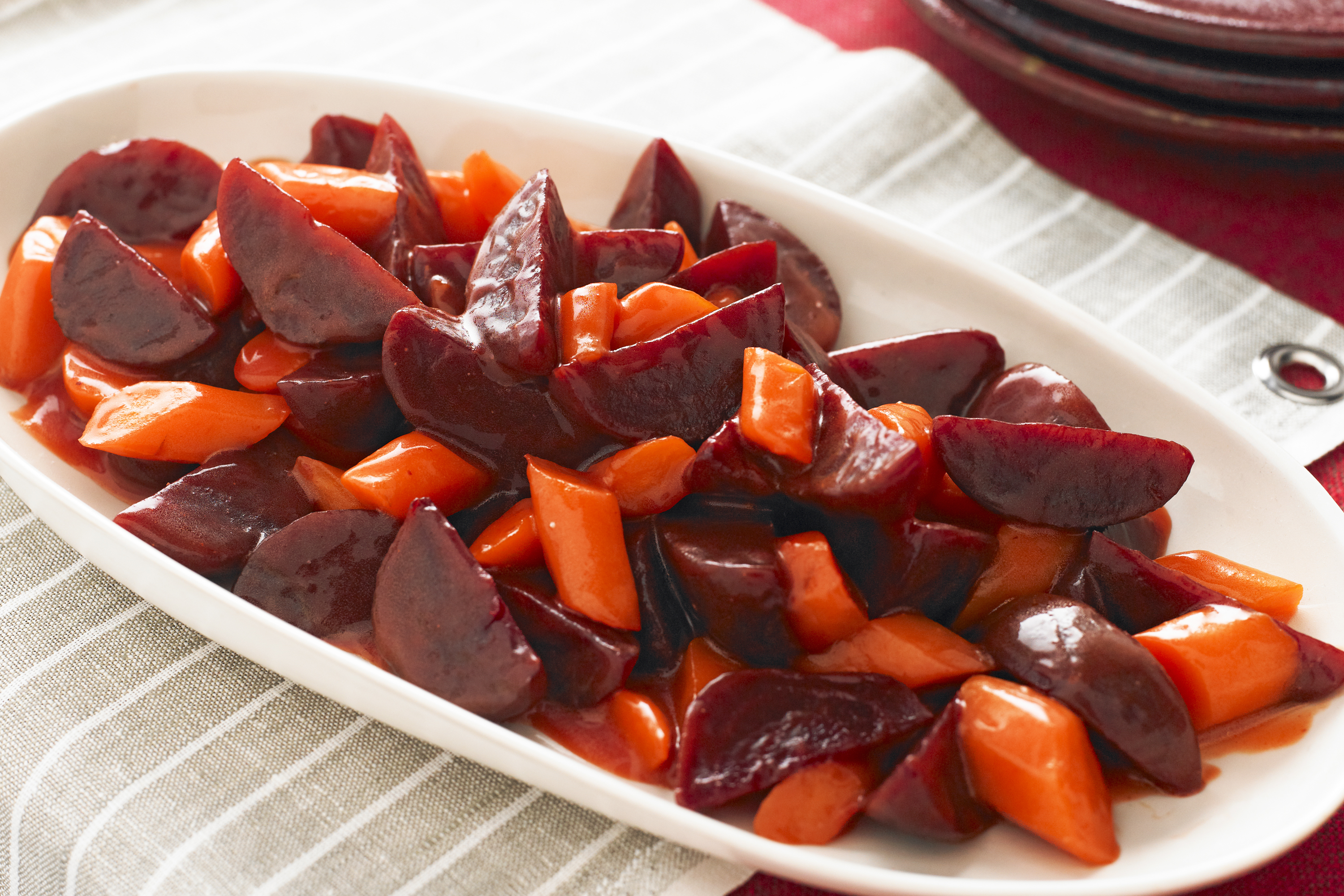 Easy Roasted Beets and Carrots | Kraft Salad Dressing | United States | Recipes - Kraft Heinz