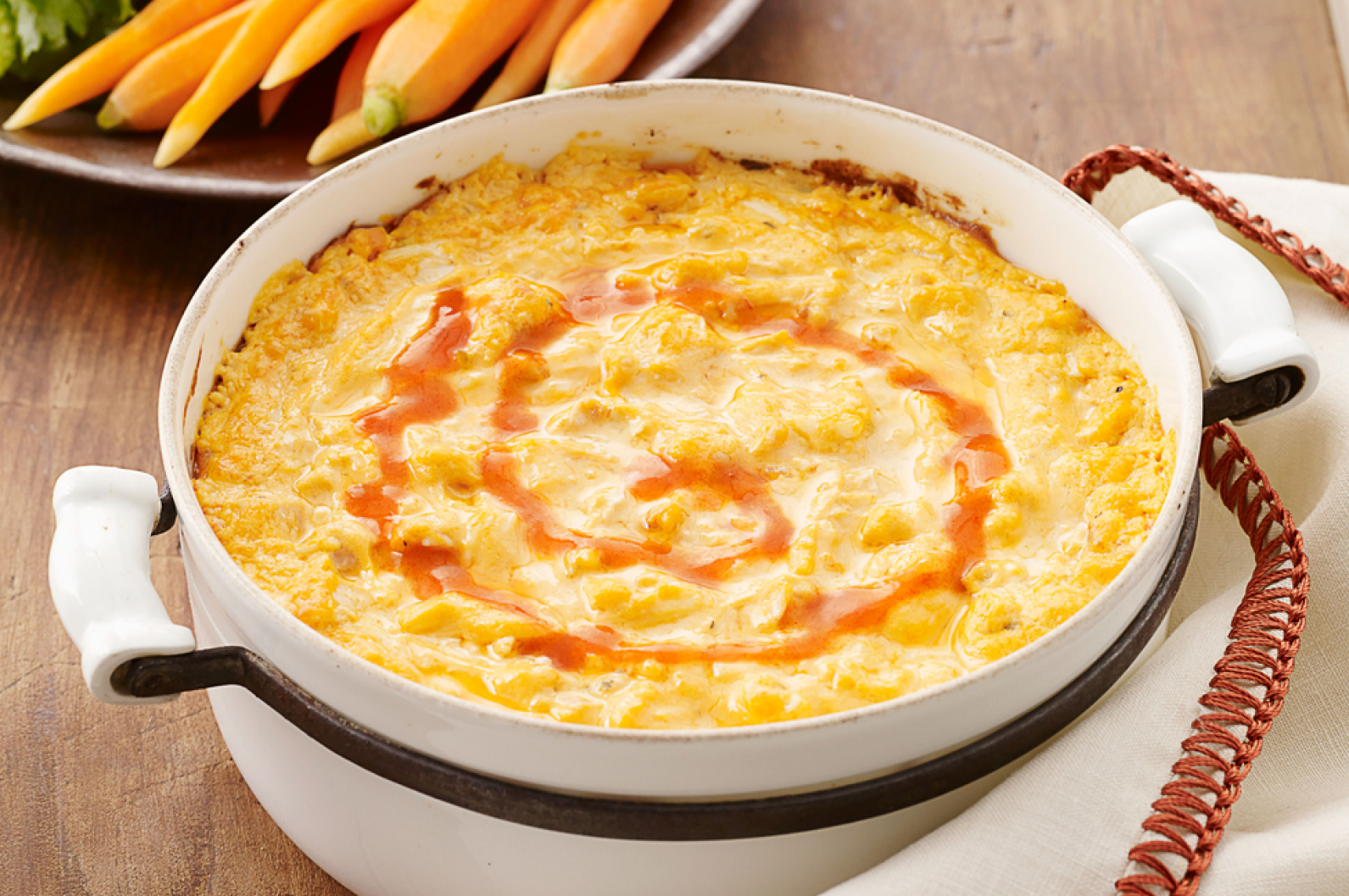 Easy Cheesy Buffalo Dip | PHILADELPHIA | United States | Recipes - Kraft Heinz