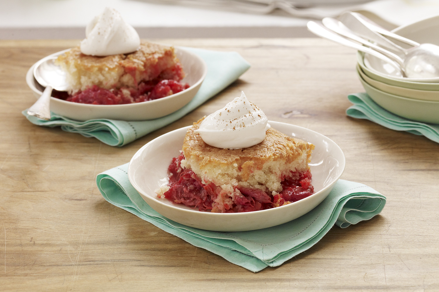 Rhubarb Dump Cake | Jell-O | United States | Recipes - Kraft Heinz