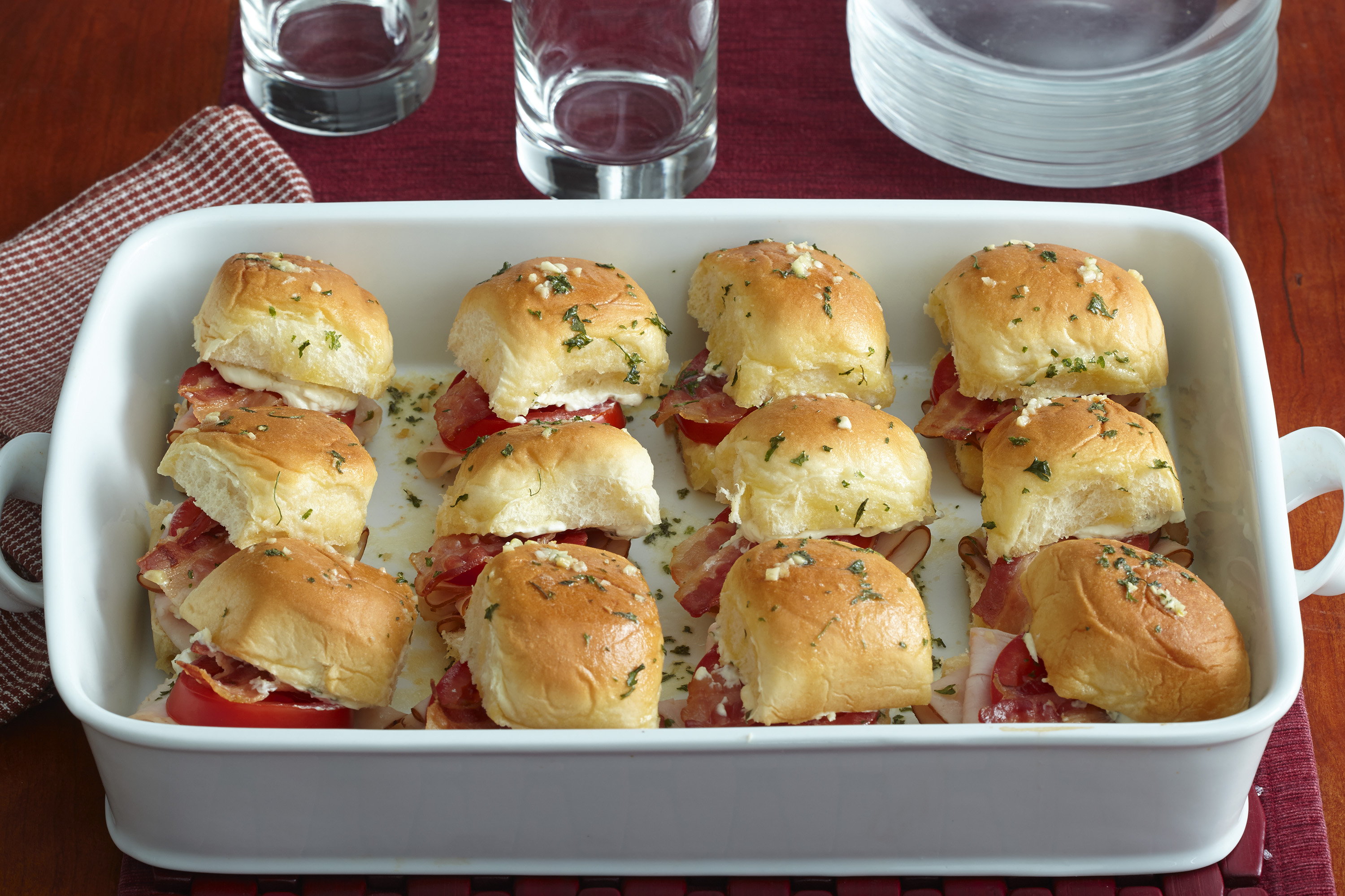 Mini Halftime Hawaiian Roll Sandwiches | Oscar Mayer | United States | Recipes - Kraft Heinz