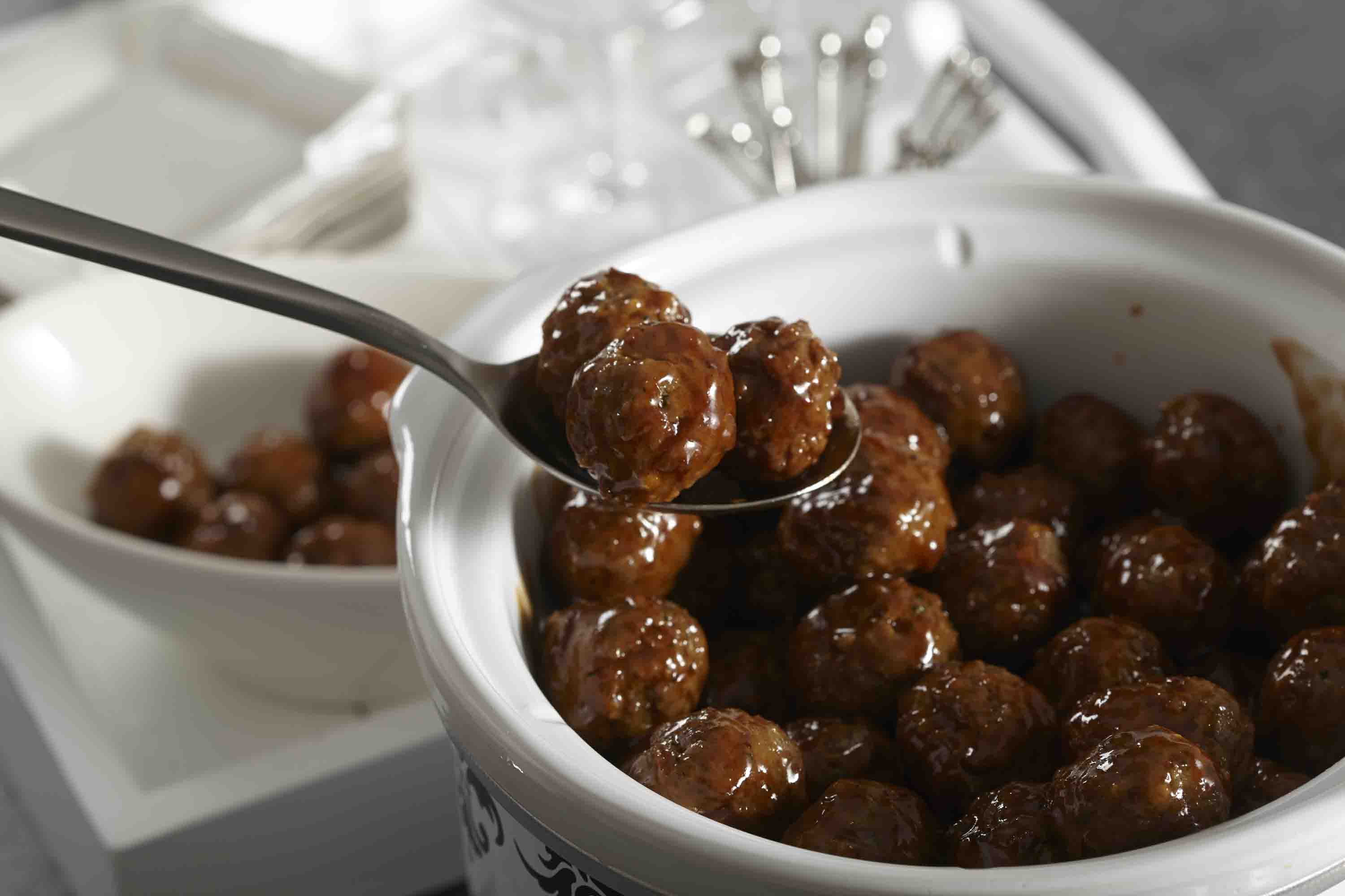 SlowCooker BBQ Grape Jelly Meatballs KRAFT BARBECUE SAUCE Recipes