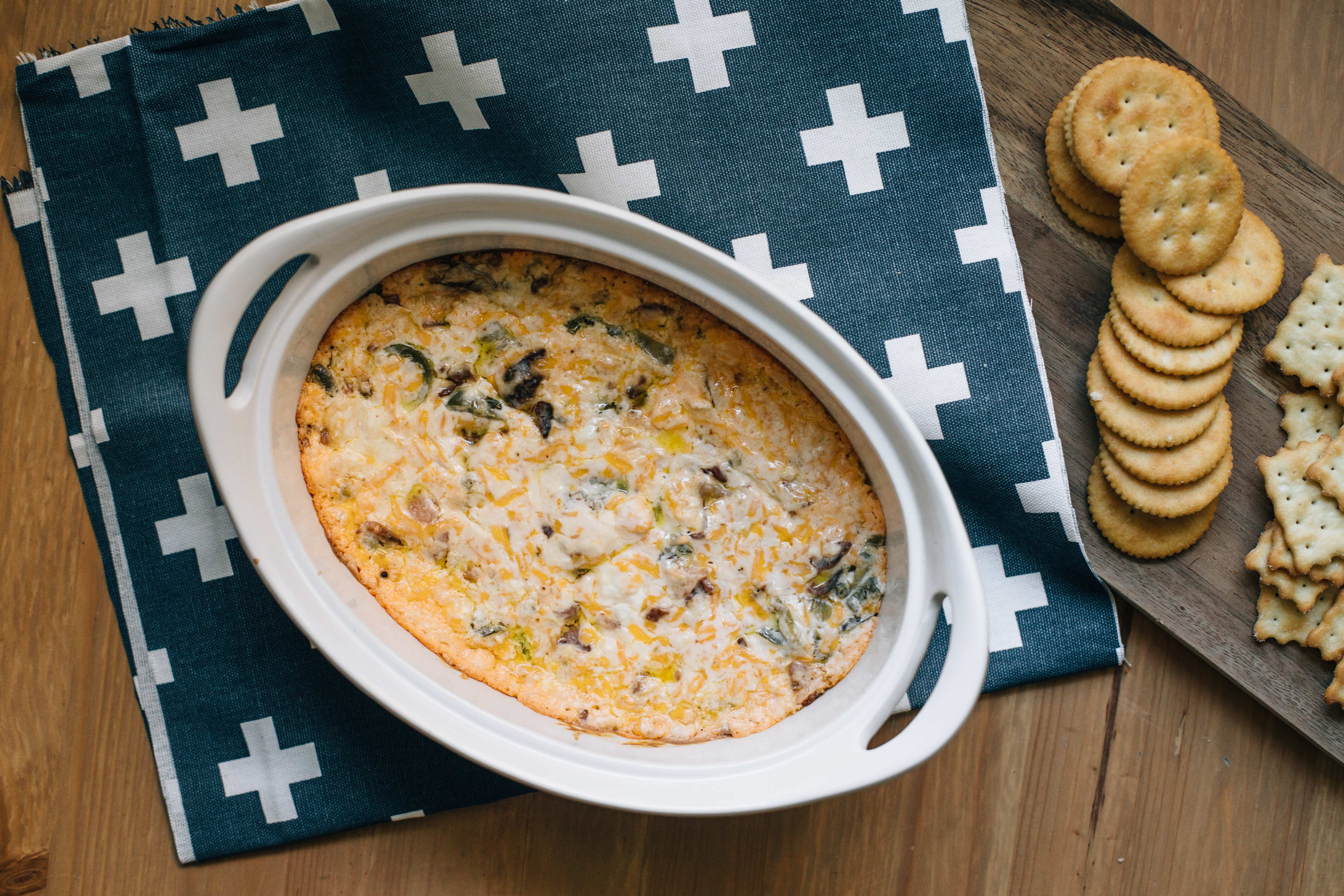 Cheddar-Jalapeño Dip | PHILADELPHIA | United States | Recipes - Kraft Heinz