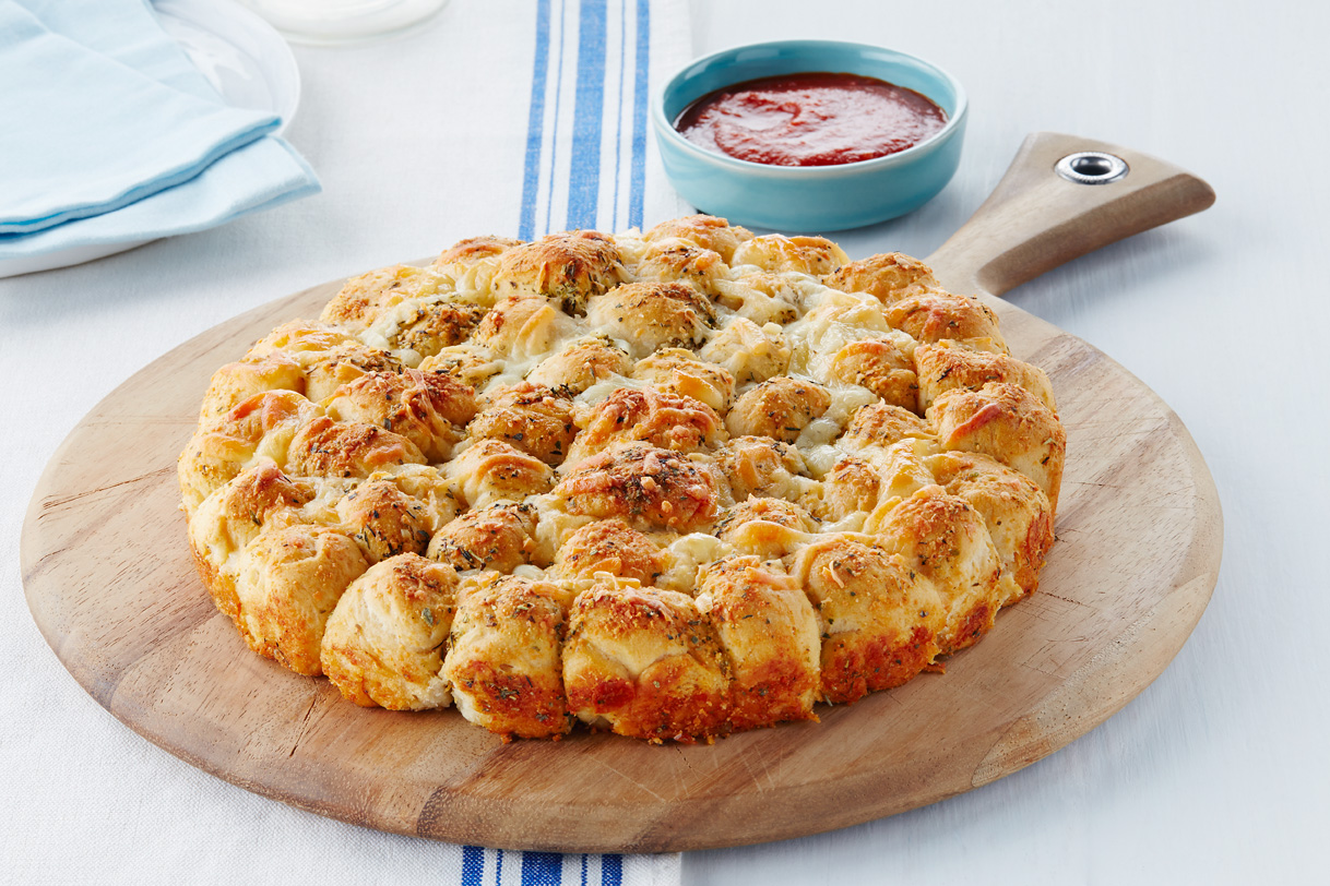 Parmesan-Garlic Monkey Bread | Kraft Cheese | United States | Recipes - Kraft Heinz
