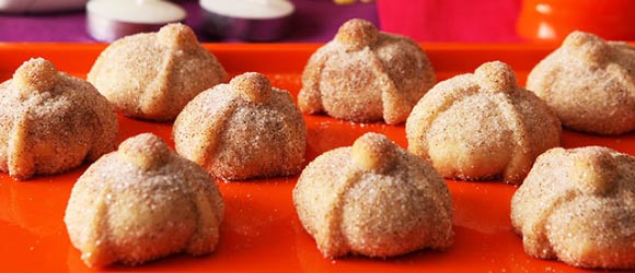 Shortbread Day of the Dead Cookies | PHILADELPHIA | United States | Recipes - Kraft Heinz