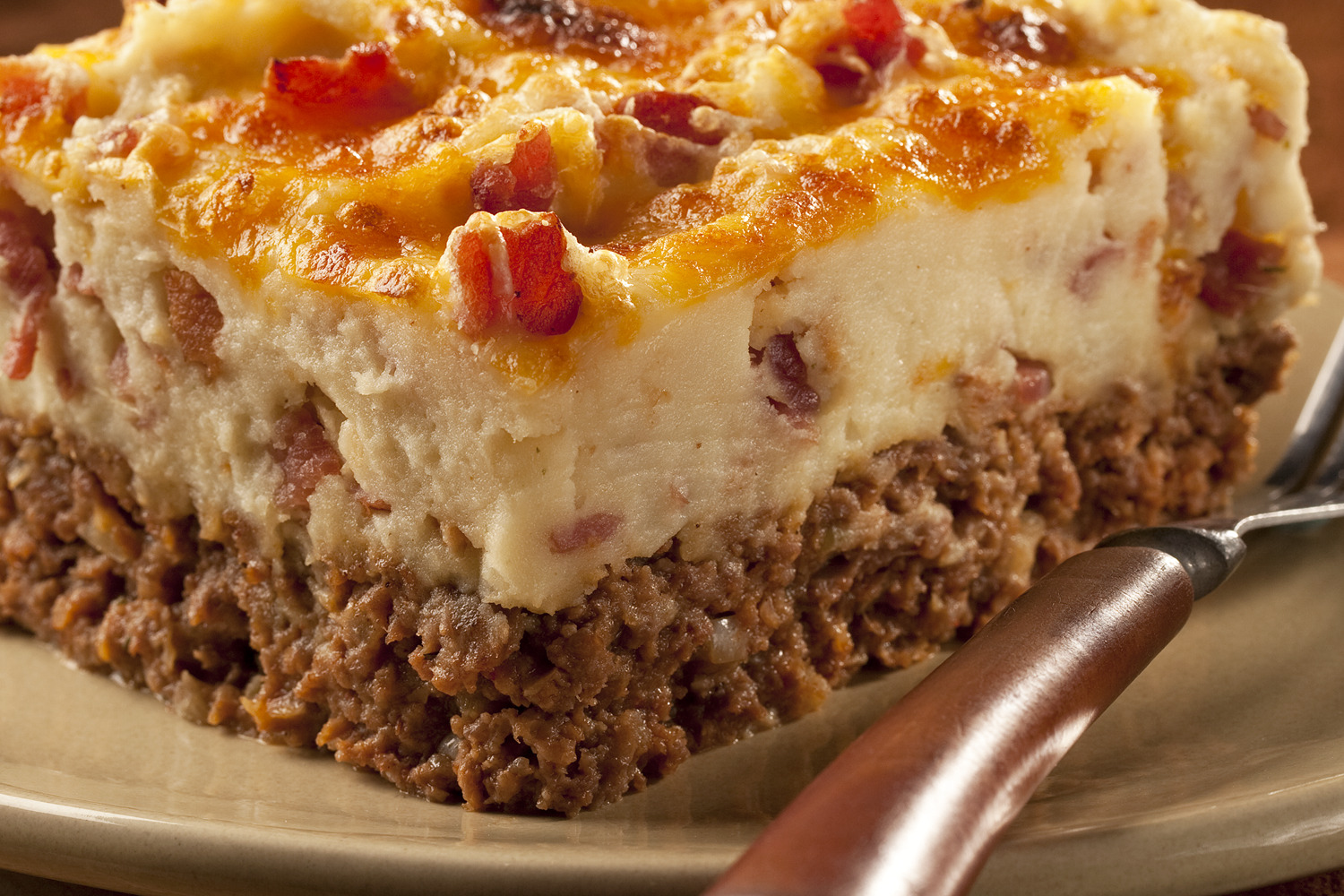 Cowboy Meatloaf and Potato Casserole | KRAFT BARBECUE SAUCE | United States | Recipes - Kraft Heinz