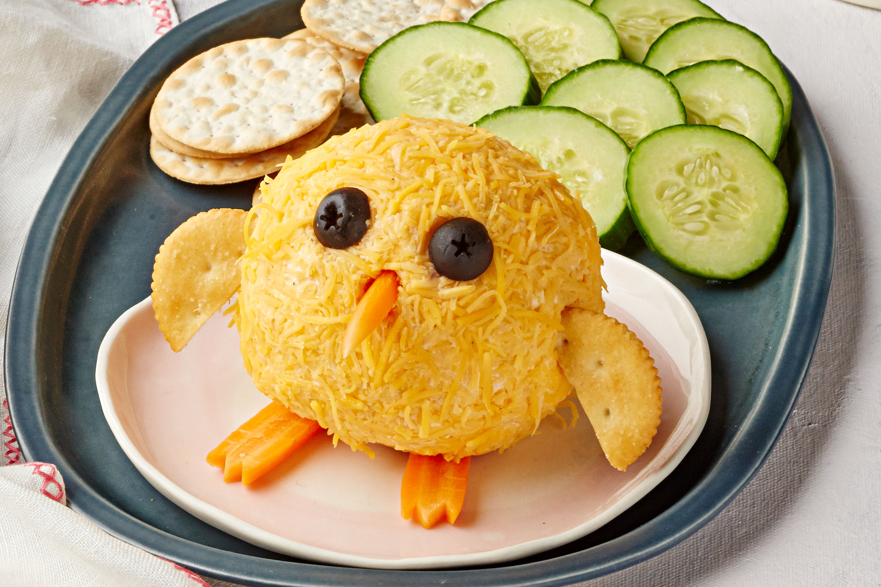 Baby Chick Bacon Cheese Ball | PHILADELPHIA | United States | Recipes - Kraft Heinz