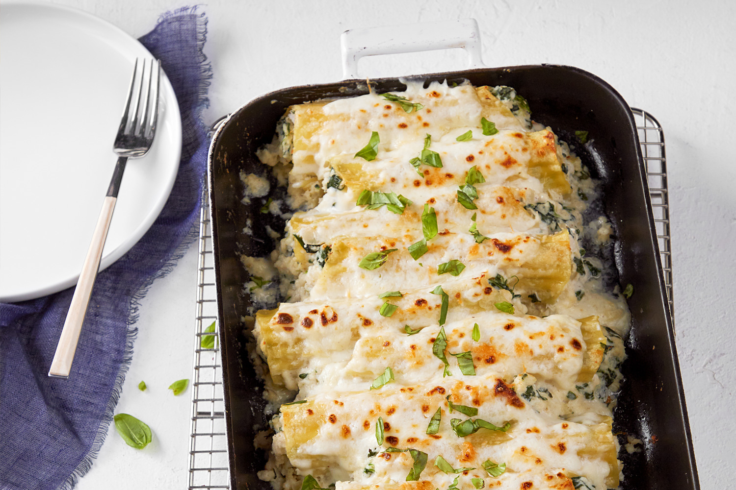 Crab and Spinach Stuffed Manicotti | Kraft Cheese | United States | Recipes - Kraft Heinz