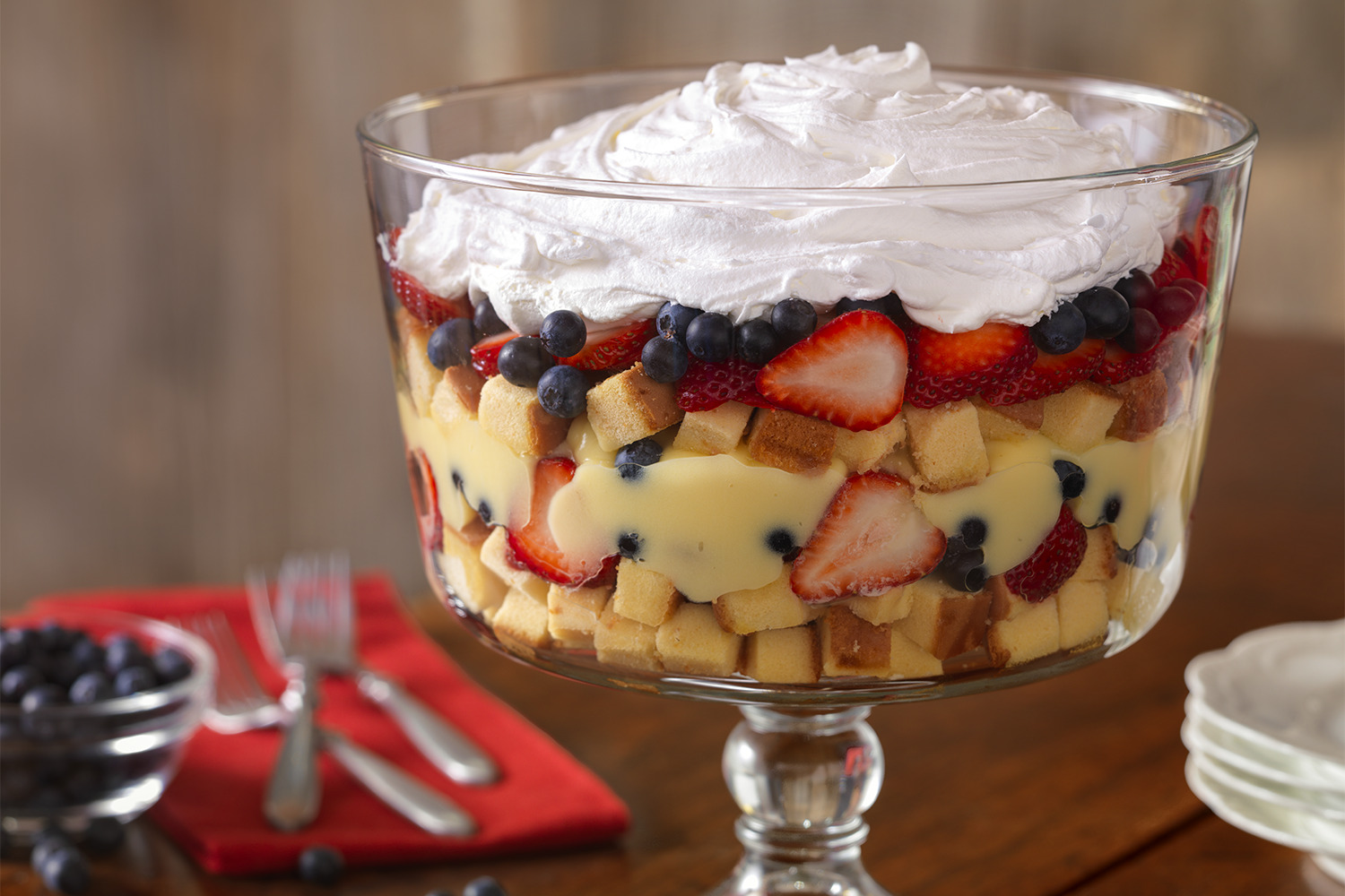 Fresh Berry Trifle | Jell-O | United States | Recipes - Kraft Heinz