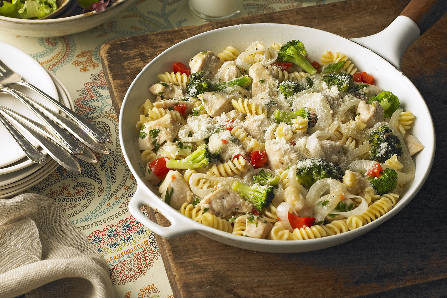 Zesty Chicken and Pasta | Kraft Salad Dressing  | United States | Recipes - Kraft Heinz