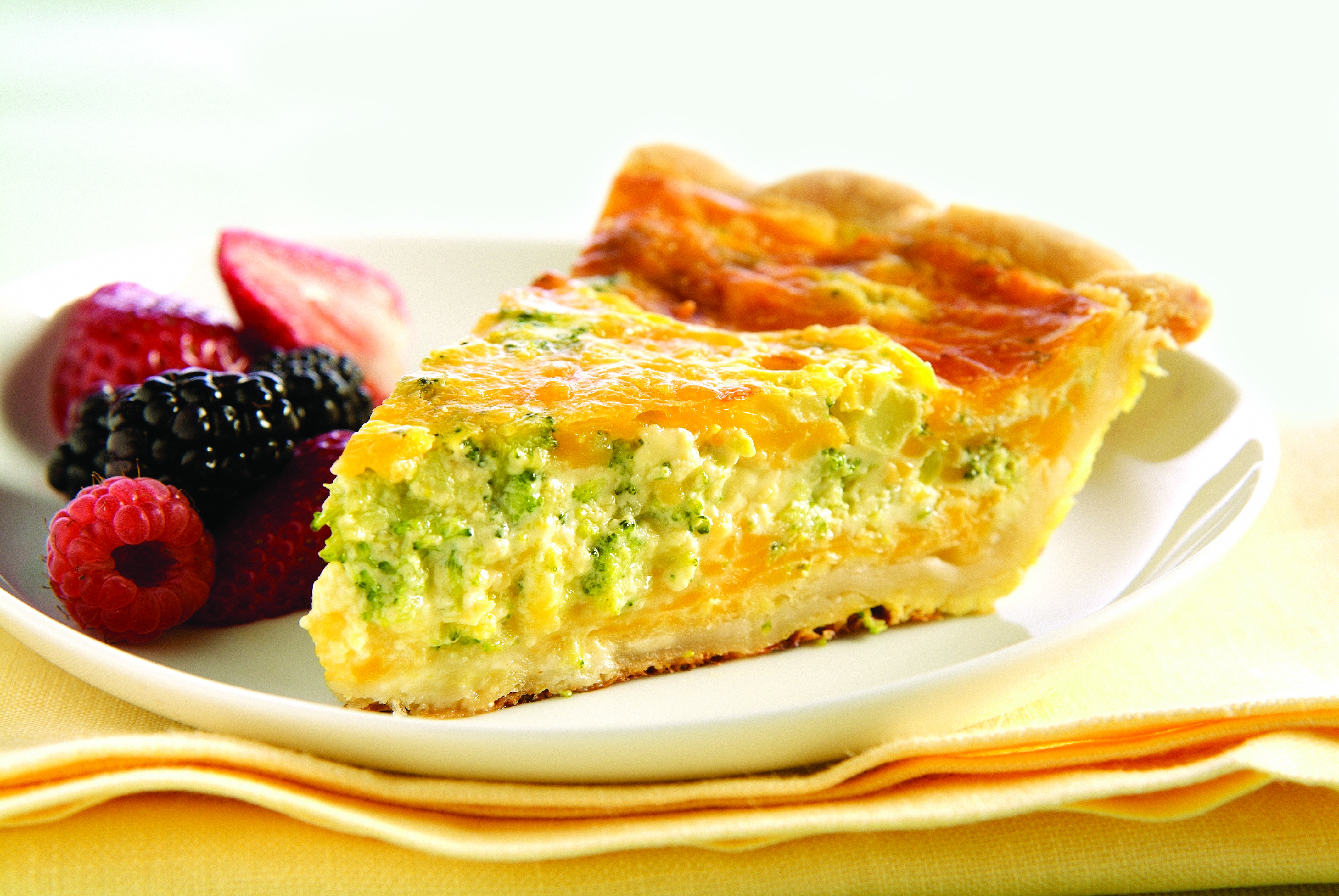 Broccoli-Cheddar Quiche | Kraft Cheese | United States | Recipes - Kraft Heinz