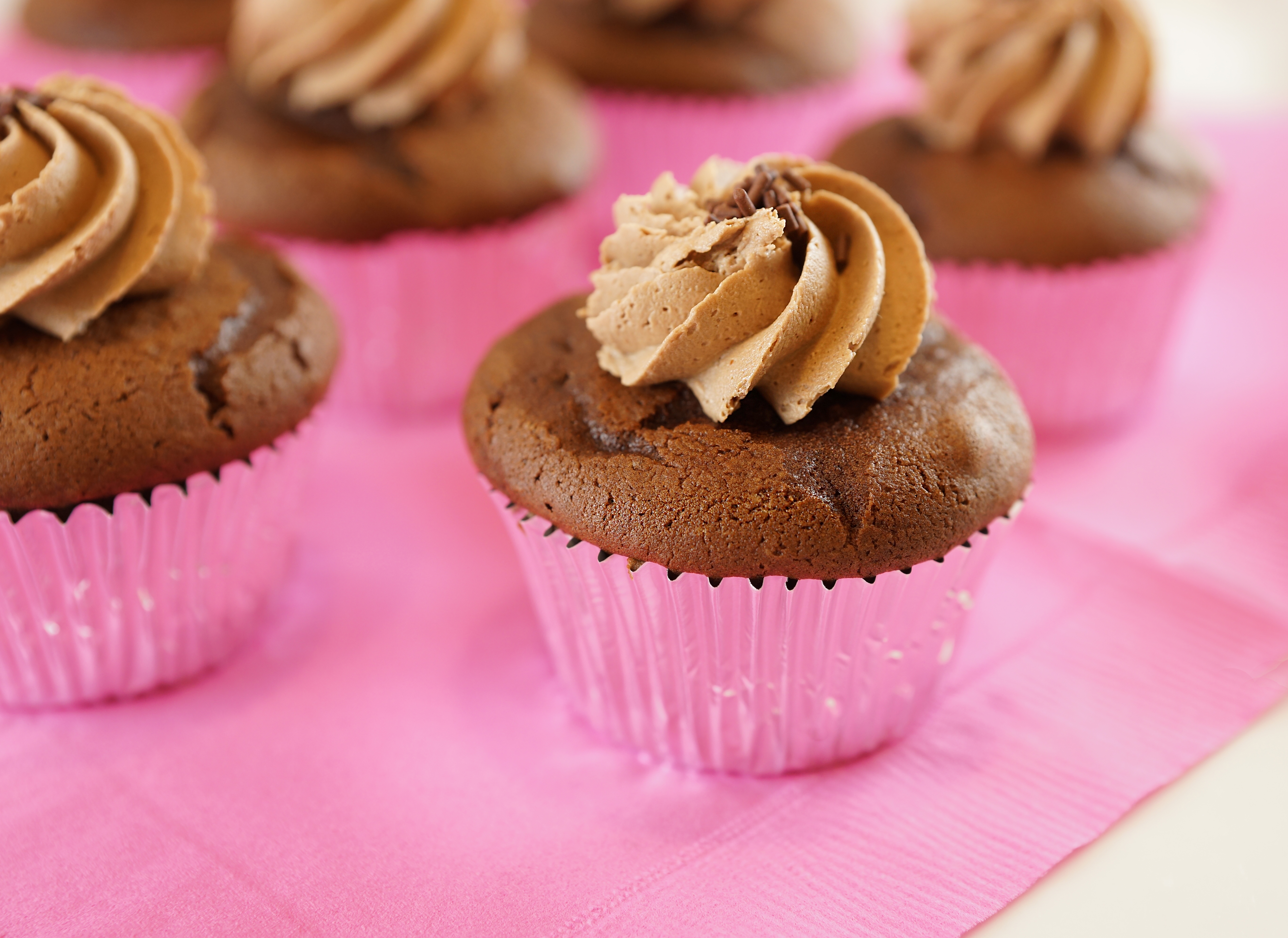 Chocolate-Peanut Butter Cupcakes | Kraft Peanut Butter | Canada | Recipes - Kraft Heinz