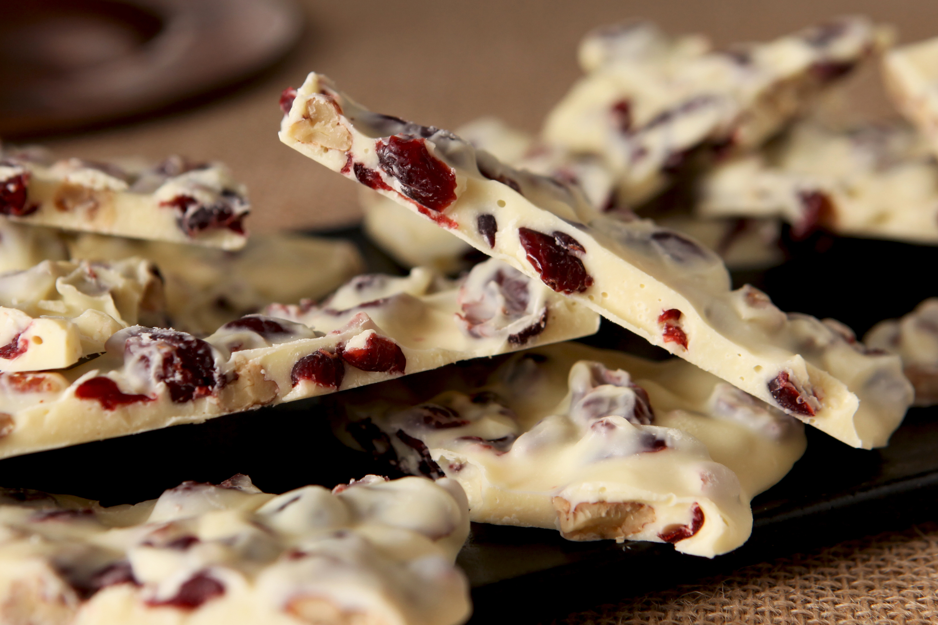 BAKER'S One-Bowl Cranberry Bark | Baker's | Canada | Recipes - Kraft Heinz
