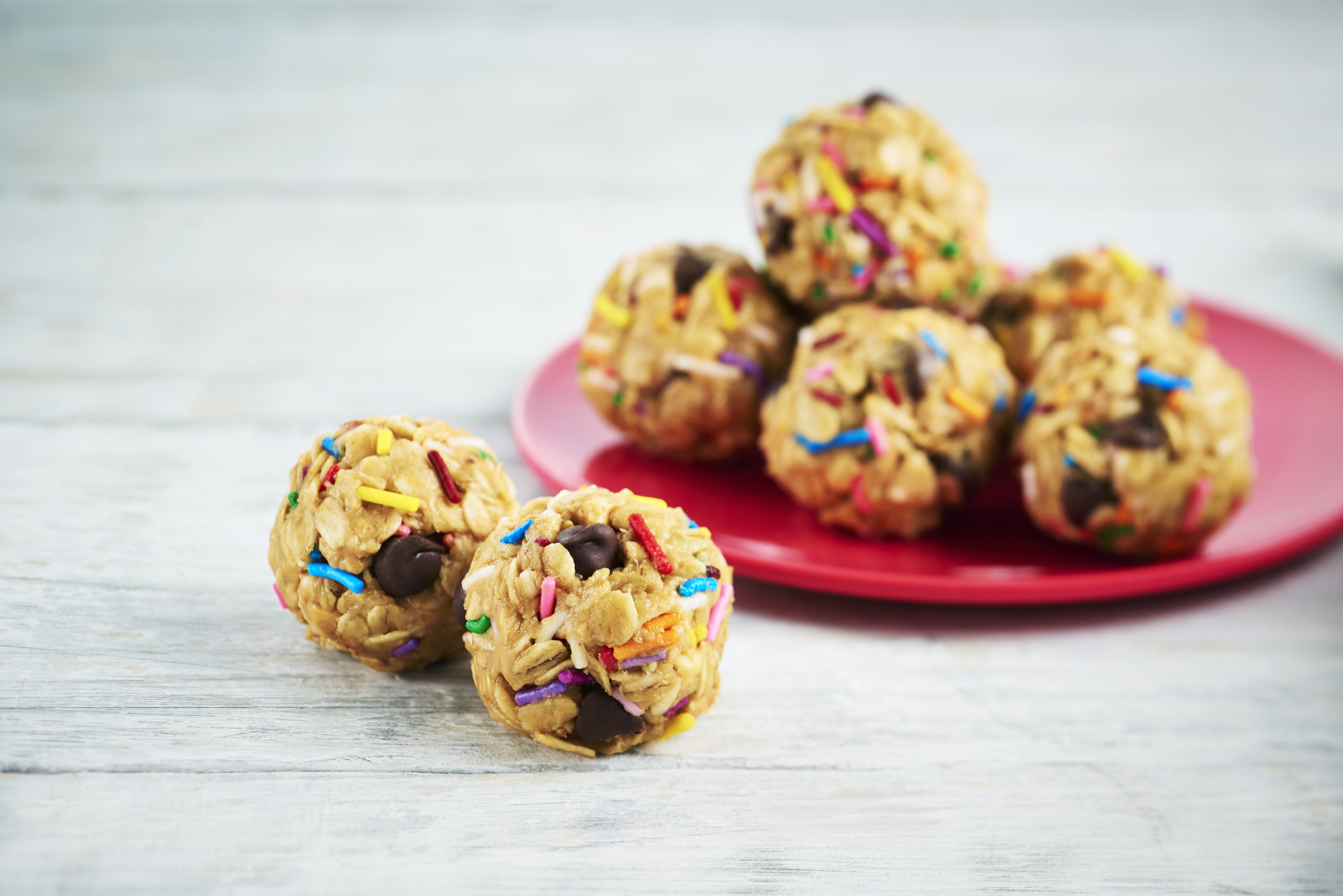 Peanut Butter Snack Bites with Sprinkles | Kraft Peanut Butter | Canada | Recipes - Kraft Heinz