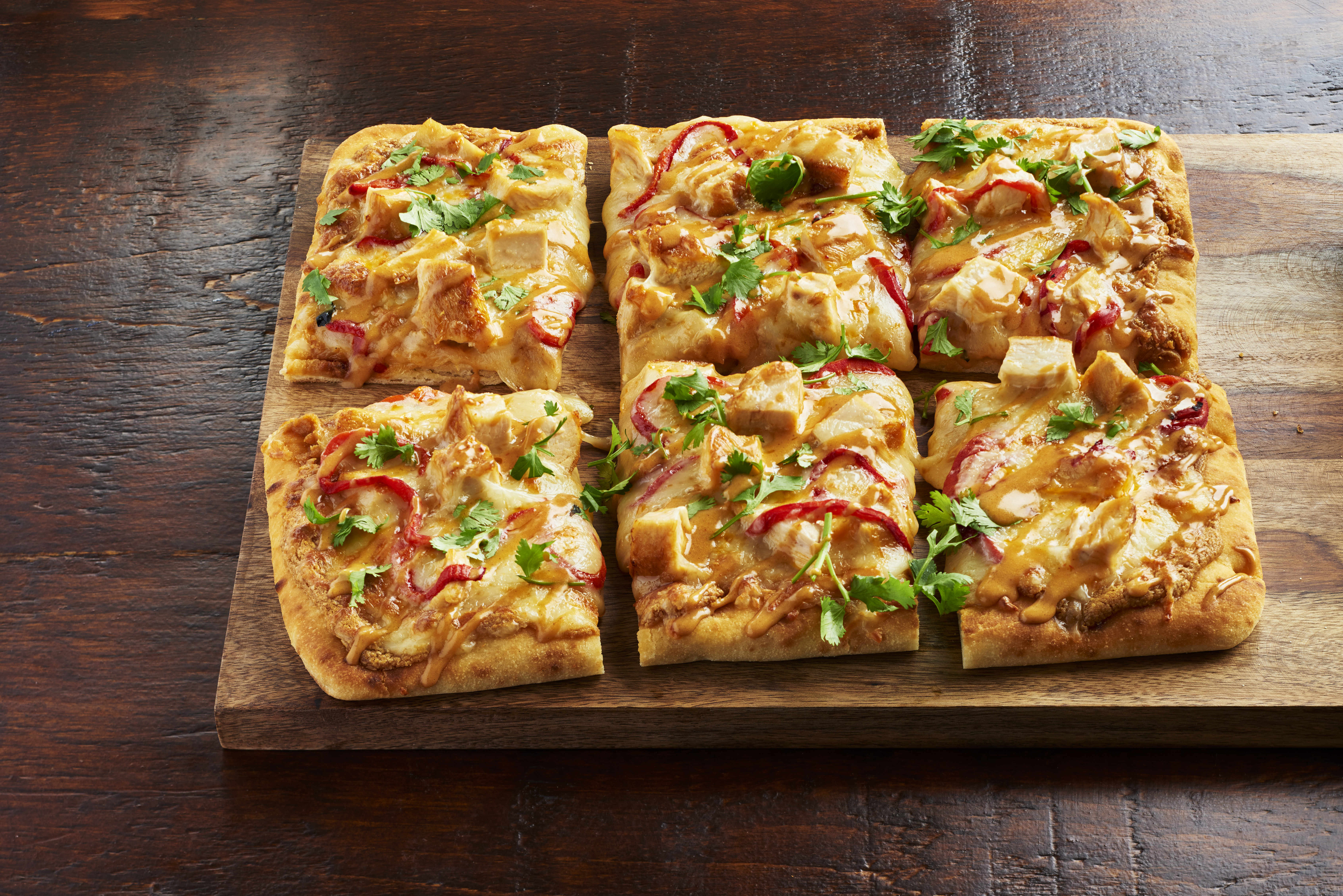 Shareable Thai Chicken Flatbread | Kraft Peanut Butter | Canada | Recipes - Kraft Heinz