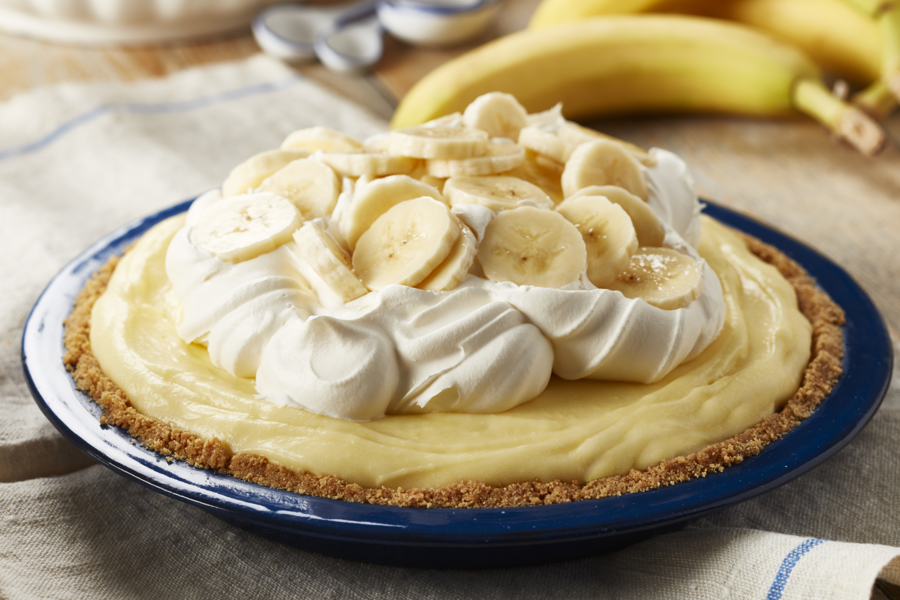 No-Bake Banana Cream Cheesecake Pie | Jell-O | Canada | Recipes - Kraft Heinz