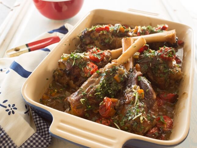 Lamb shanks with roasted tomatoes | Gravox | Australia | Recipes - Kraft Heinz