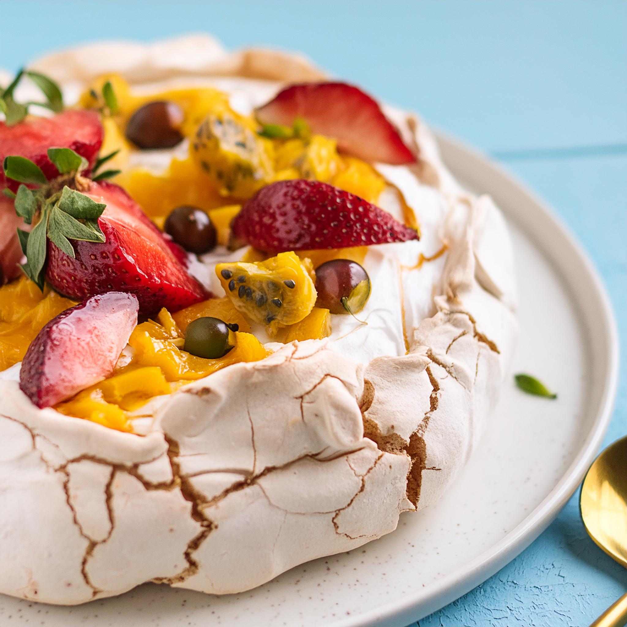 Peach pavlova | Wattie's | New Zealand | Recipes - Kraft Heinz