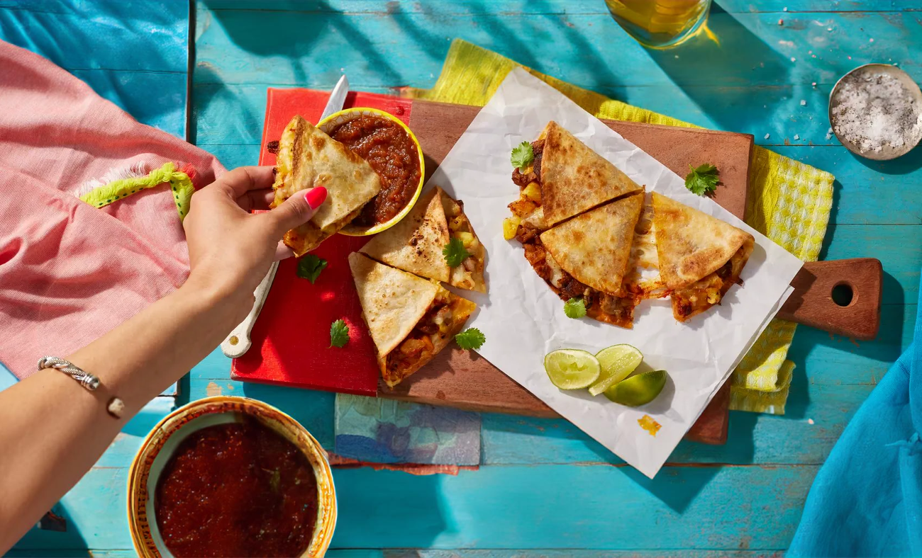 Al pastor quesadillas (long version) | Las Chicas | United Kingdown | Recipes - Kraft Heinz