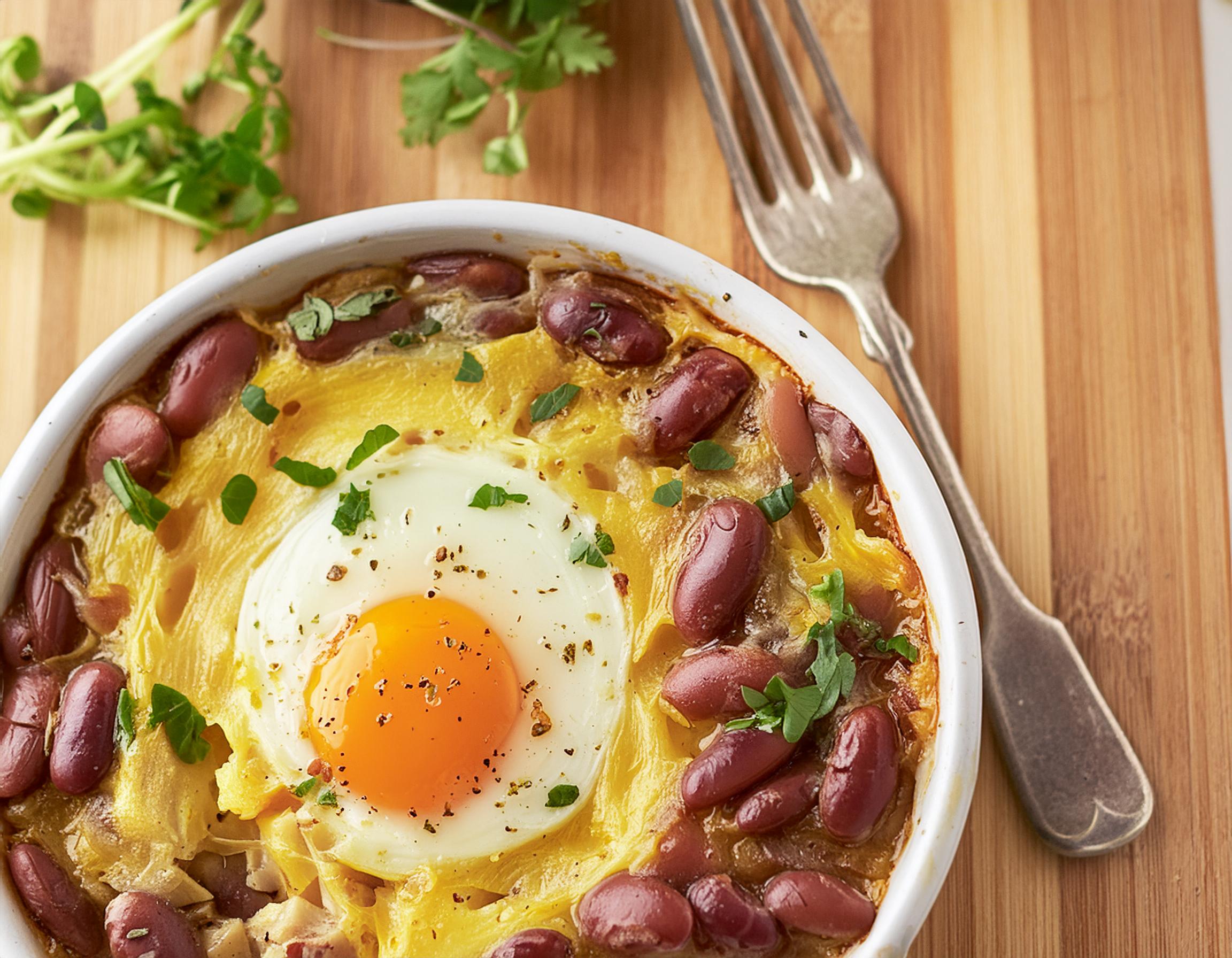 Beans spanish eggs | Heinz