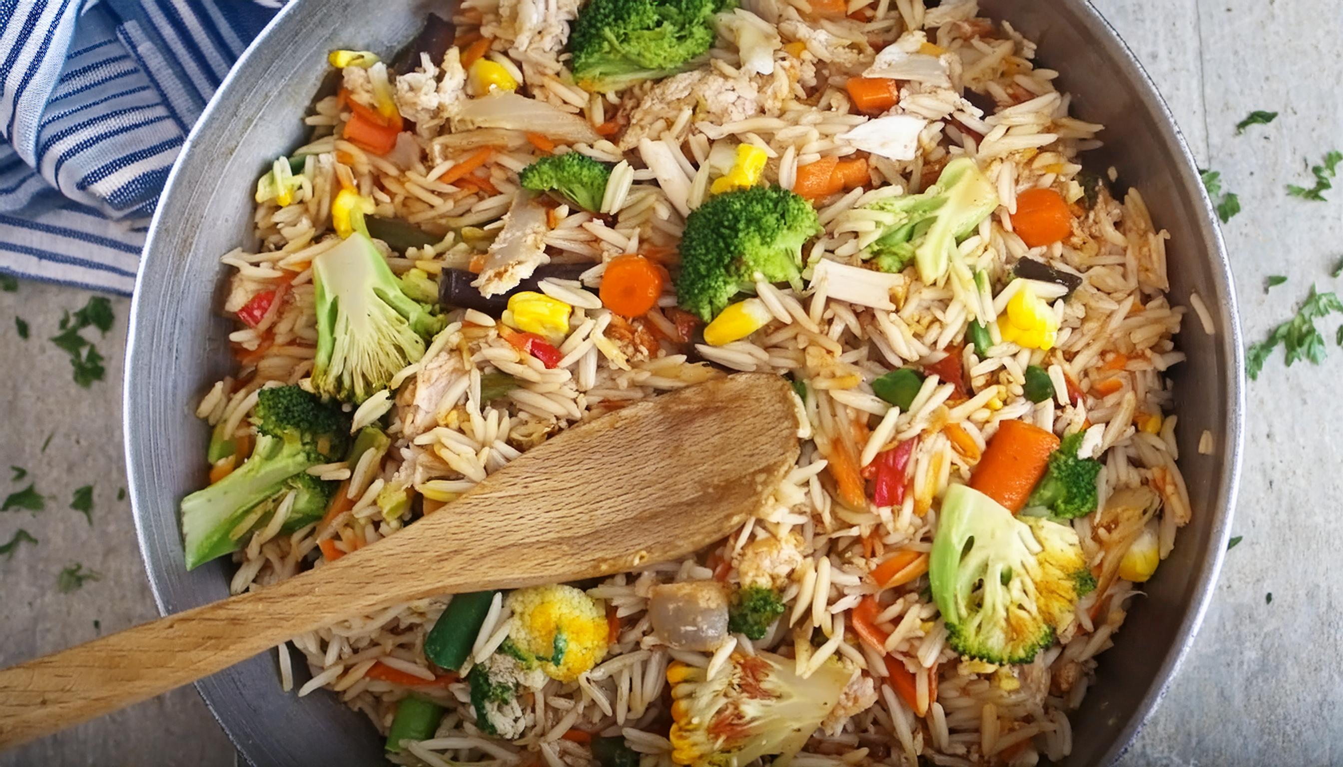 Easy chicken & vegetable fried rice | Food In A Minute | Recipes