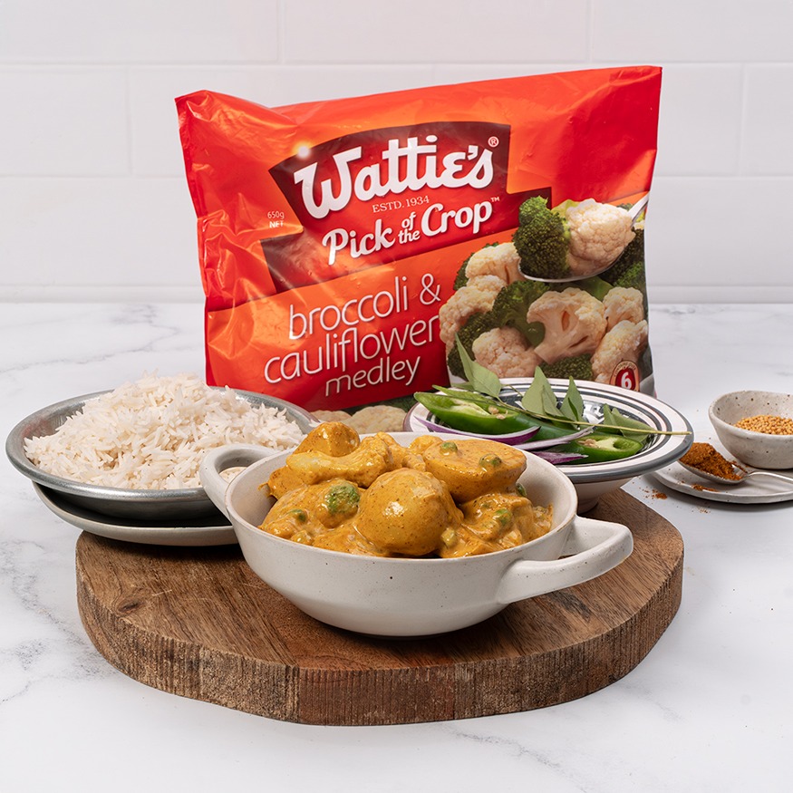 Cauliflower, pea & potato curry | Food In A Minute | New Zealand | Recipes - Kraft Heinz