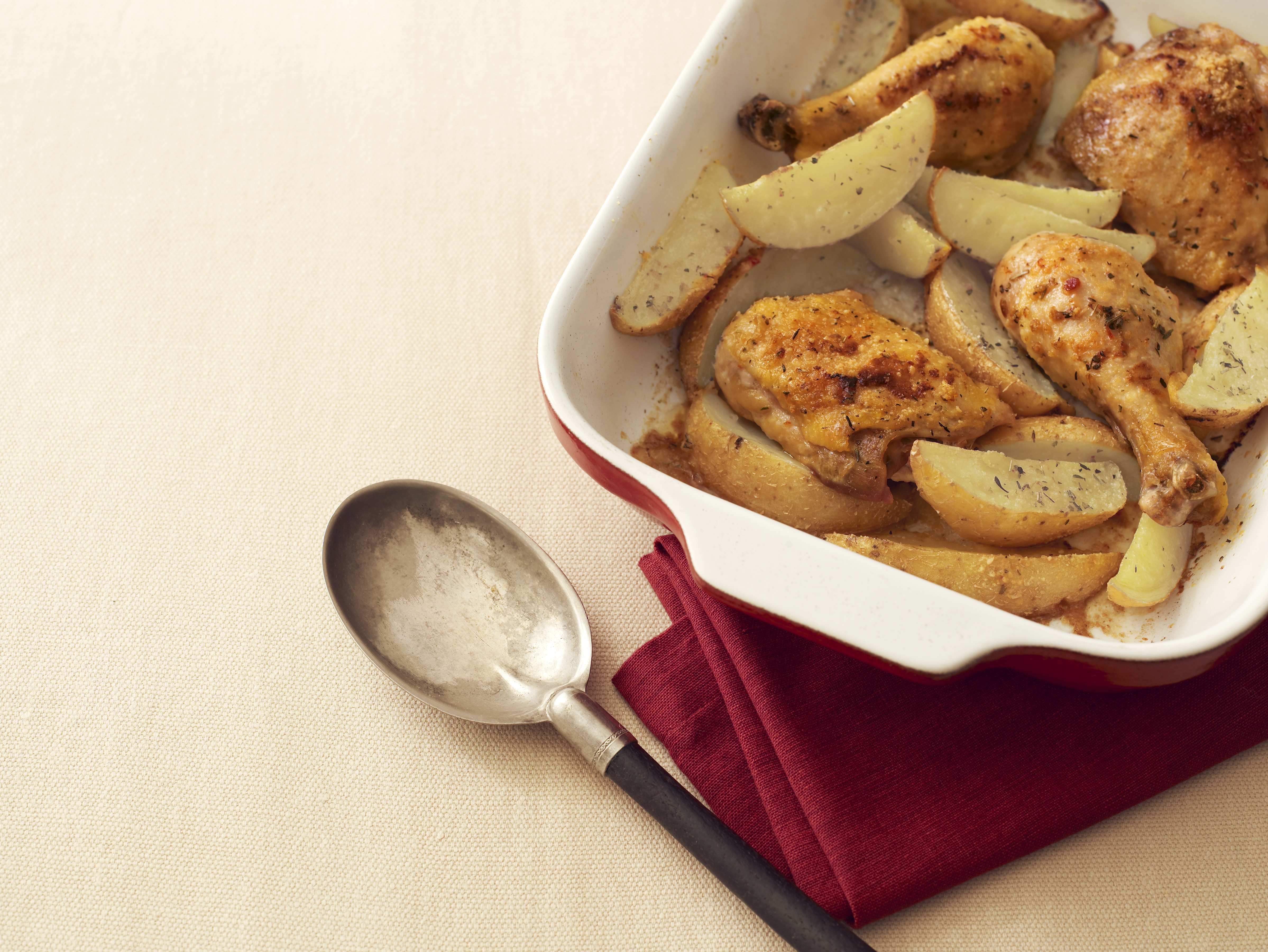 One-Pan Chicken and Potato Bake | Kraft Salad Dressing | United States | Recipes - Kraft Heinz
