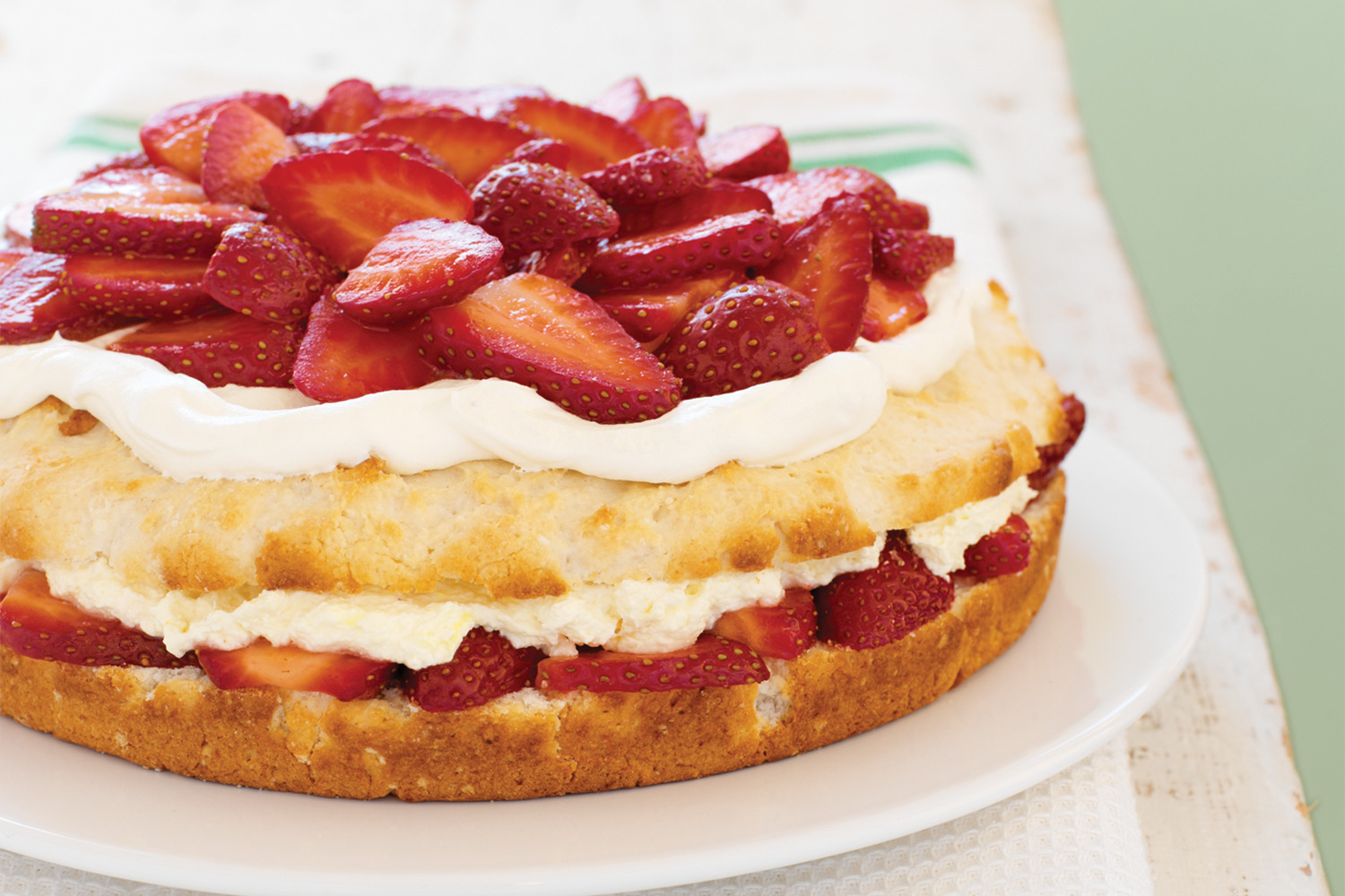 Simply Sensational Strawberry Shortcake | JELL-O | Recipes - Kraft Heinz