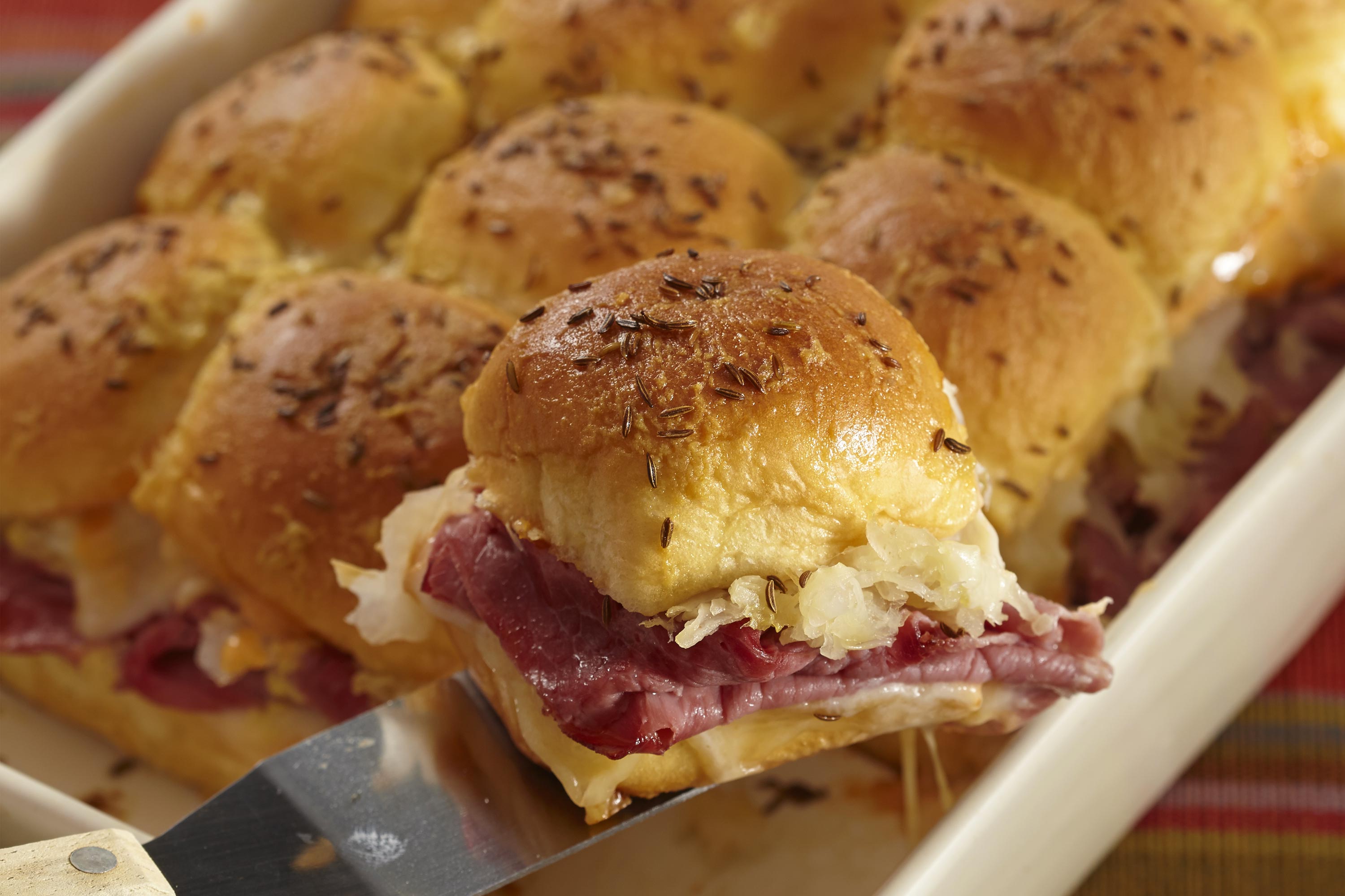 Baked Reuben Sliders | Claussen | United States | Recipes - Kraft Heinz