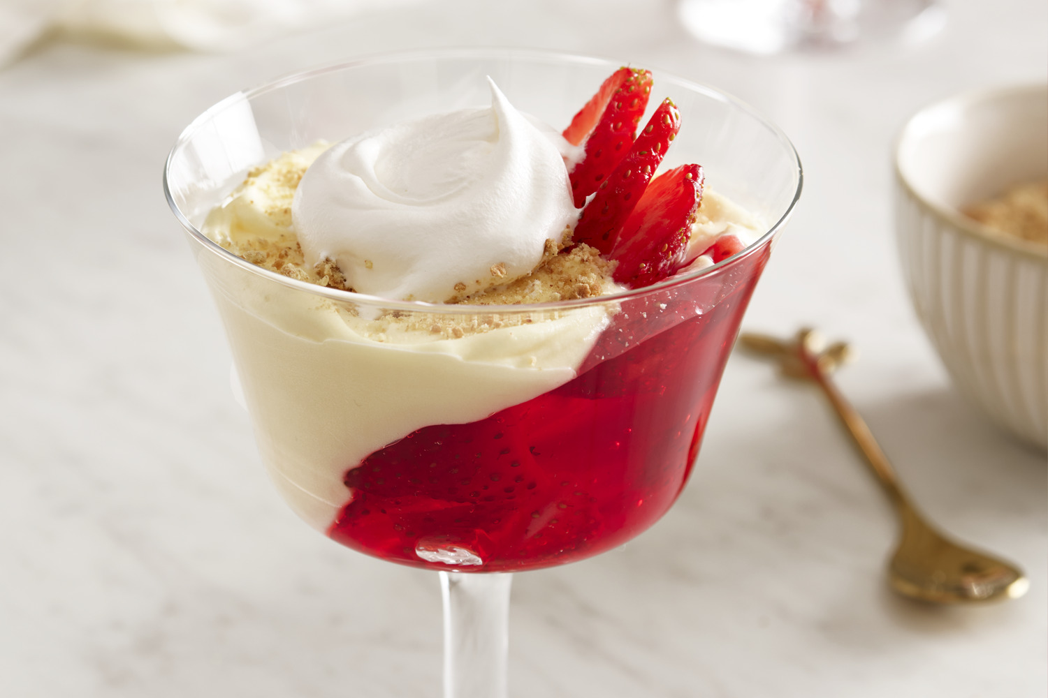 Strawberry Cheesecake Cups | Jell-O | United States | Recipes