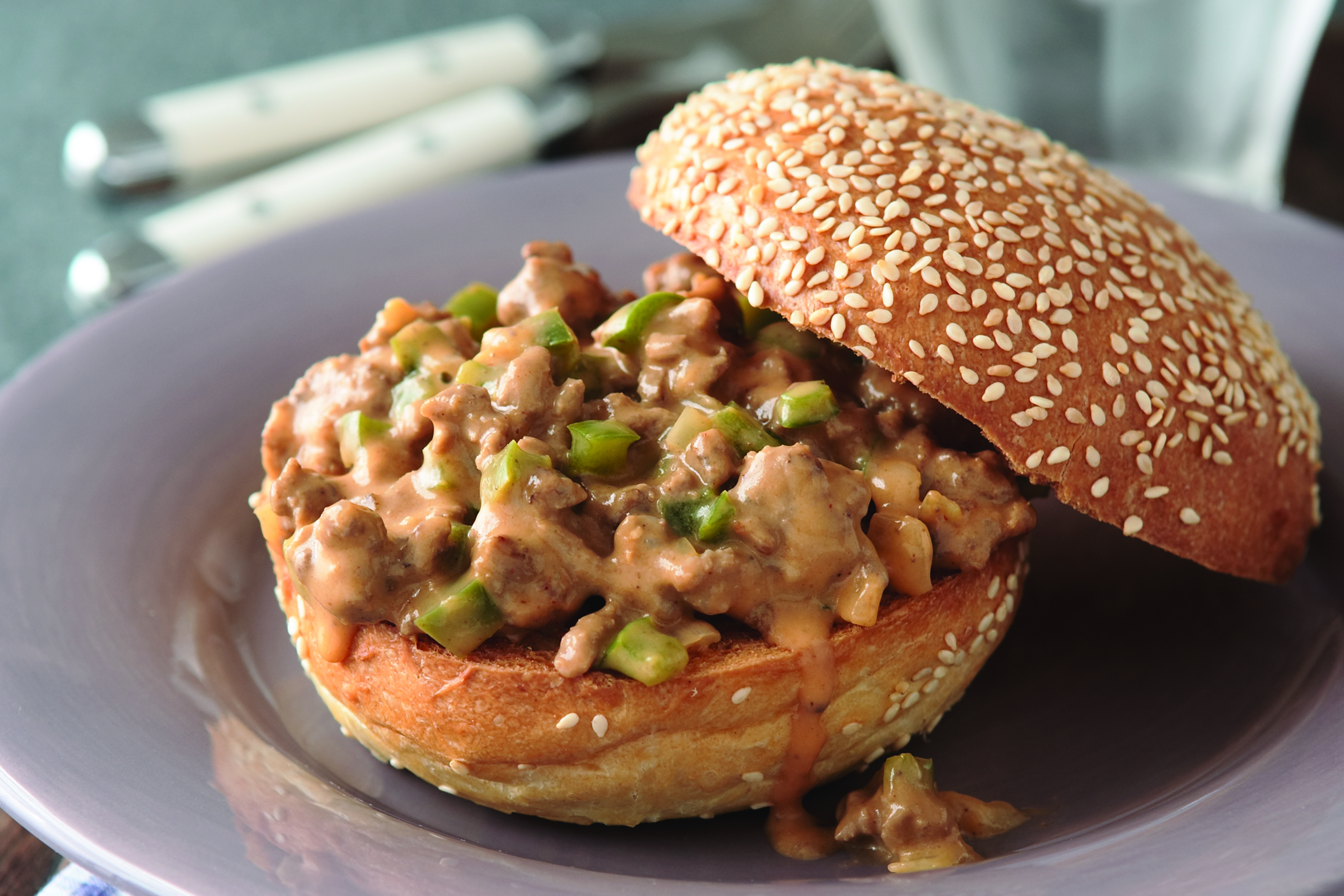 Saucy BULL'S-EYE Sloppy Joes | Bull's Eye | Canada | Recipes - Kraft Heinz