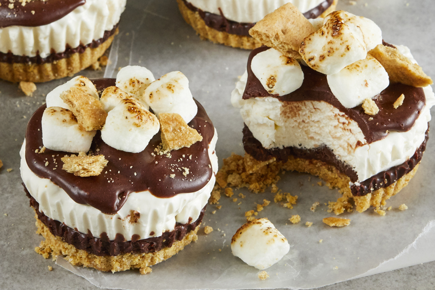Mini-gâteaux au fromage façon S'mores sans cuisson | Kraft Jet Puffed |  Canada | Recettes